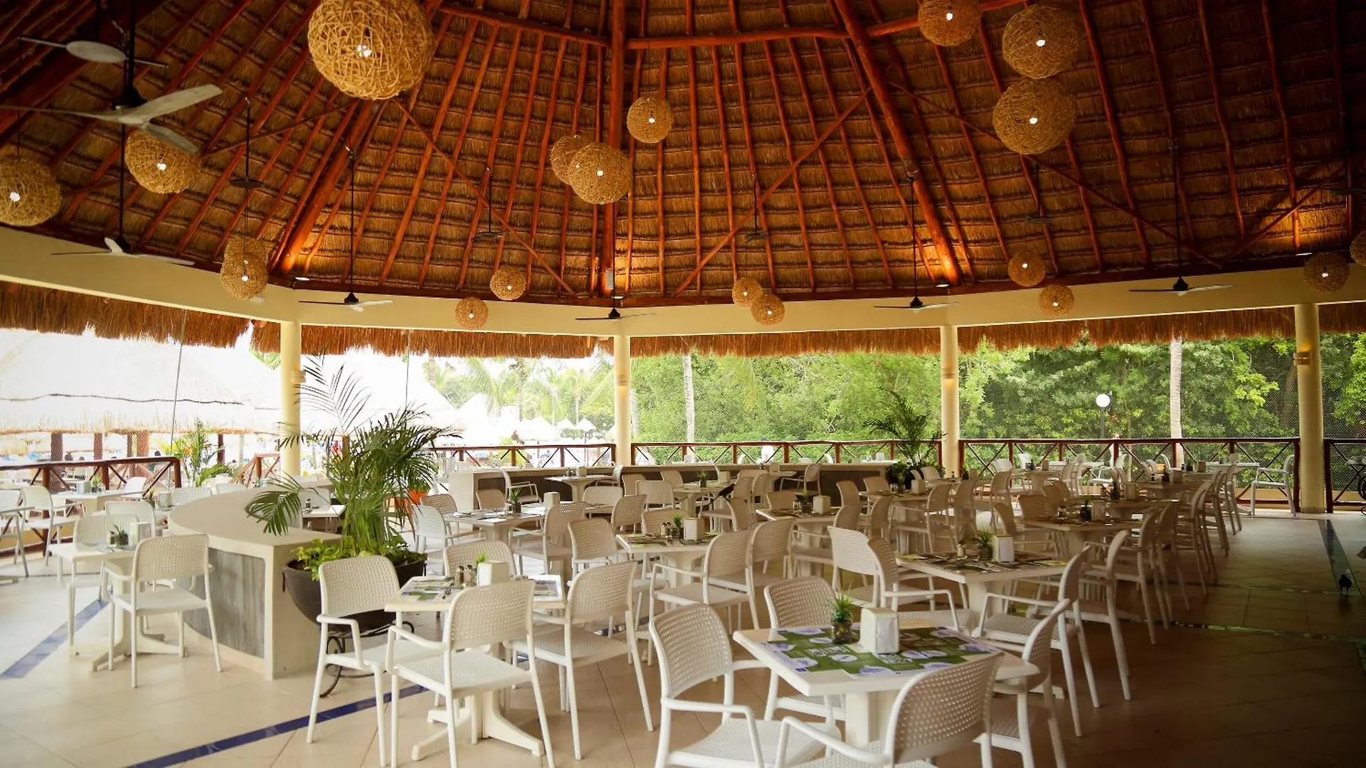 Bahia Principe Grand Coba - Todo incluido Akumal 5*,