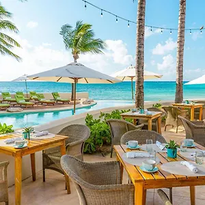 Mahekal Front & Feriested Playa del Carmen