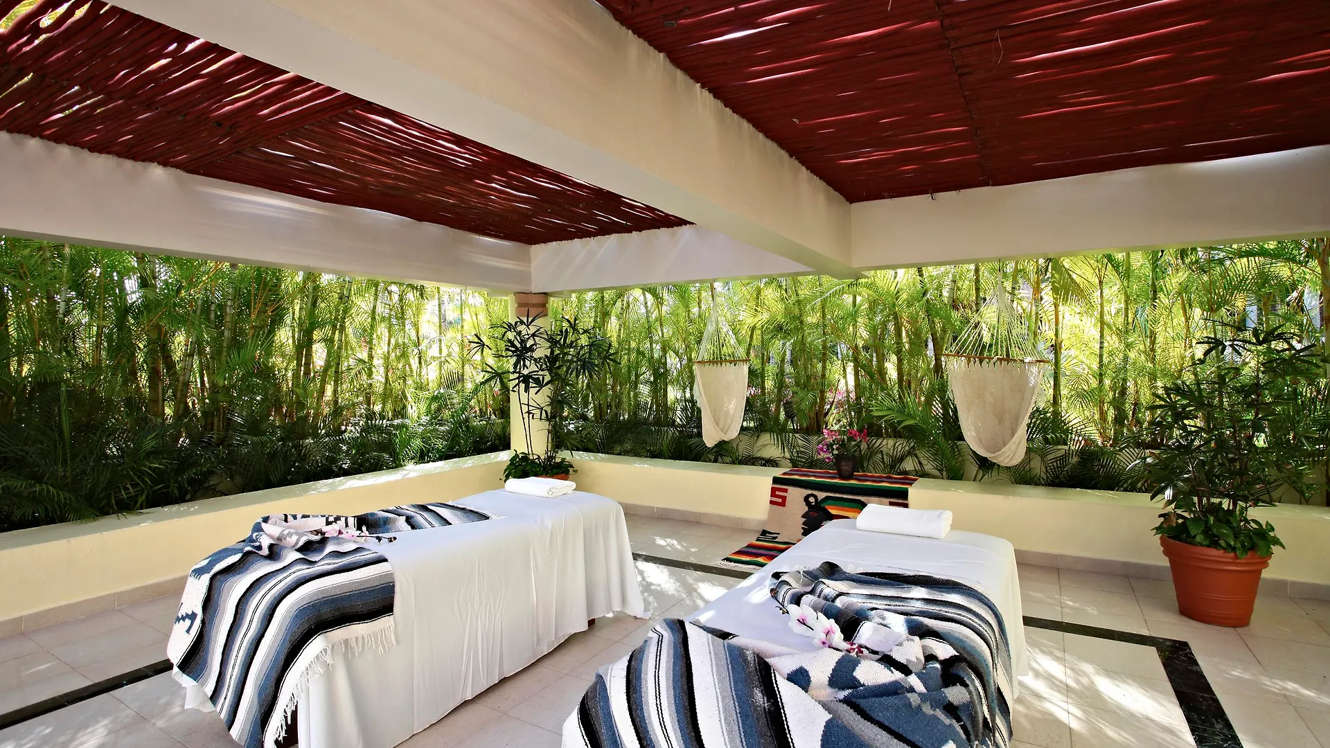 Hotel Bahia Principe Grand Coba Akumal